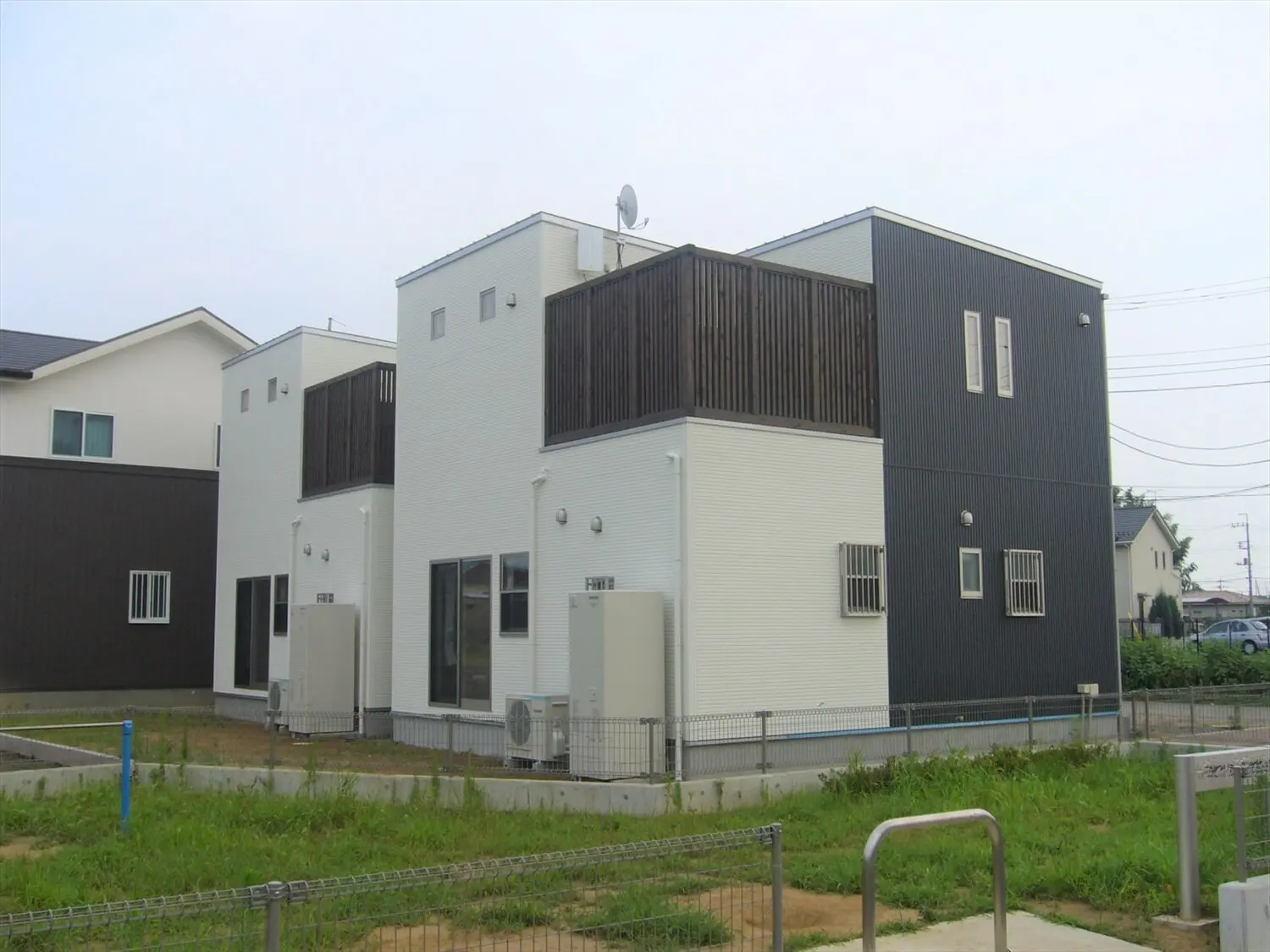 水戸市の二階建て 完全分離型の二世帯住宅